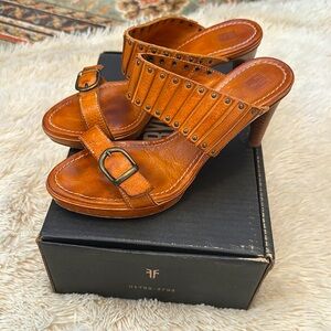 Frye cognac leather mule sandals size 8M